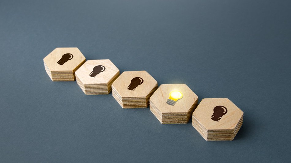 The best idea presented. Select the best idea. Investment in a promising startup. Initiative and success. Thinking and reasoning, choosing the right option. Innovation, technological breakthrough.